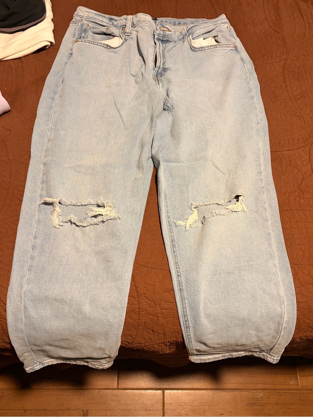 wild fable Light Blue Distressed Cropped Jeans